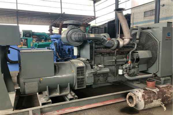 苏州健行医疗健康管理有限公司讲述：柴油发电机组怎么接电